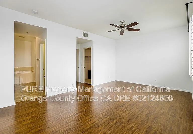6 Midtown Dr — Photo 8