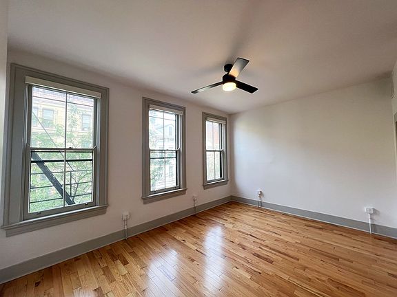 3rd image of 1338 Main St #5