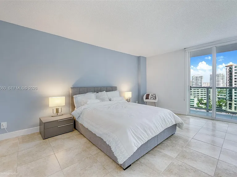 100 Bayview Dr #1231 — Photo 9