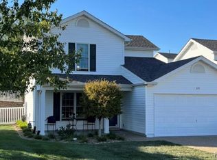 511 River Forest Dr, Wentzville, MO 63385