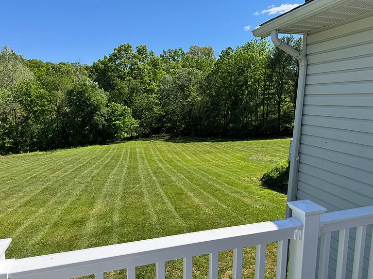 2335 Elderberry Ln — Photo 4