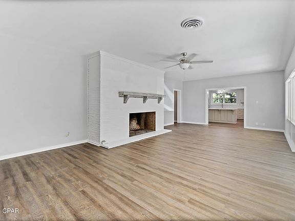 5th image of 3206 Sylvanhurst Dr