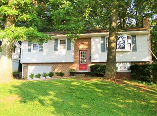 21 E Summit Dr, Stevens, PA