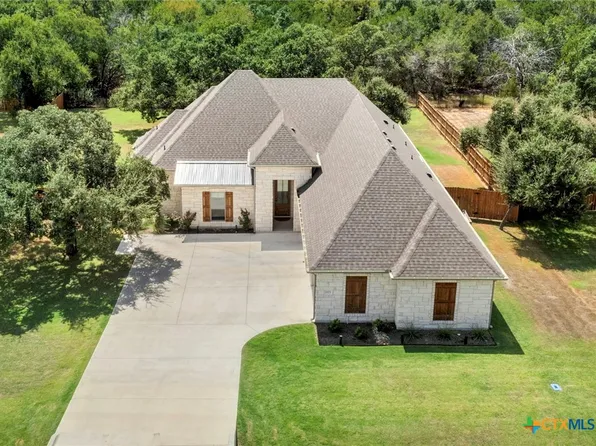 11175 Golden Eagle Ave, Salado, TX 76571