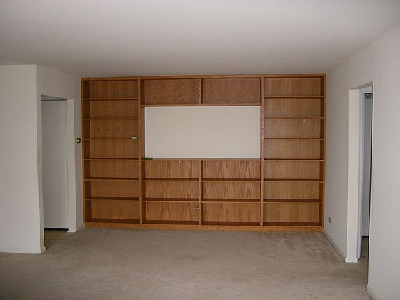 Huge built in shelving/display unit!