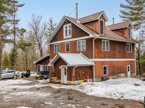 5th image of 1127 Bobcaygeon Rd