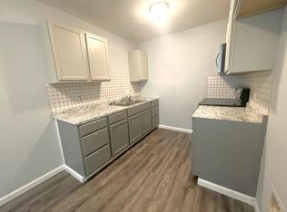 1016 N Riverside Dr, Fort Worth, TX 76111