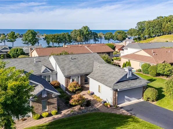 663 Midship Cir, Webster, NY 14580