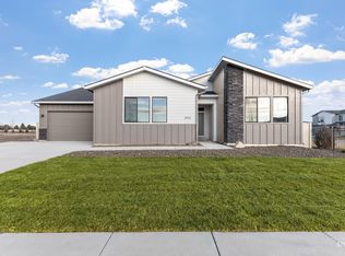 1038 W Cub River Dr, Meridian, ID 83642