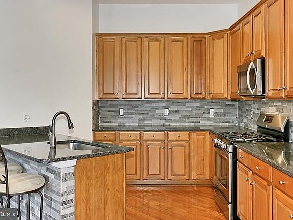 4th image of 4235 Sonia Ct