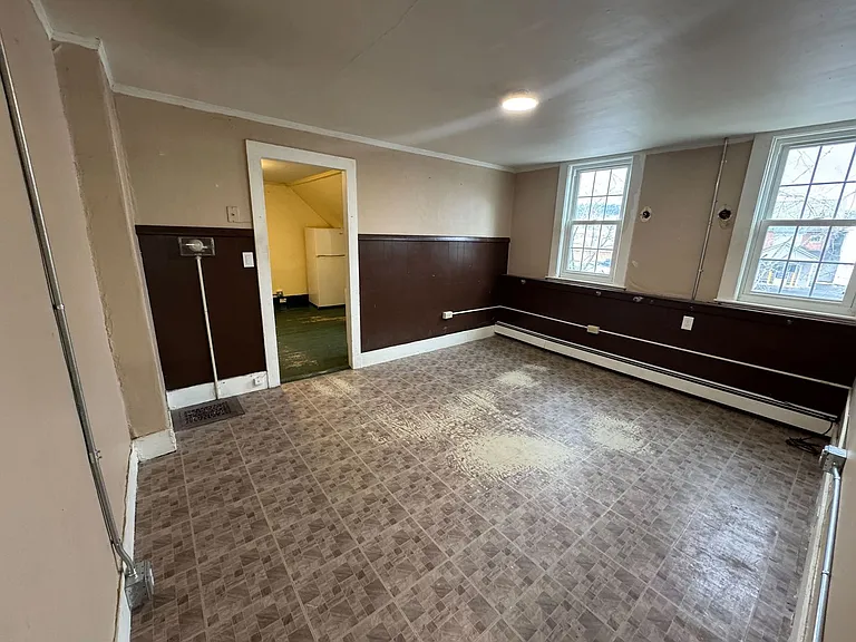 16 Glidden St. — Photo 3