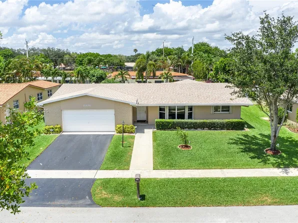 11431 NW 23rd St, Pembroke Pines, FL 33026