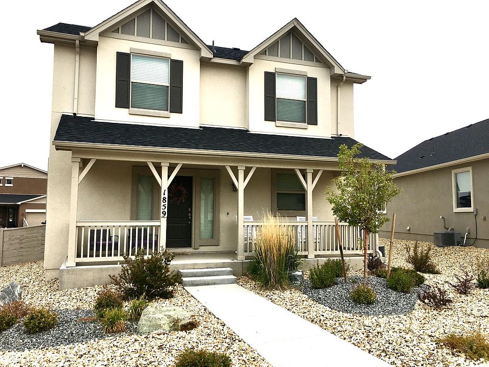 Front of House - Facing a green space