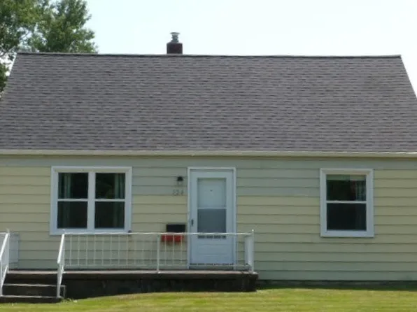 524 Spring St, Struthers, OH 44471