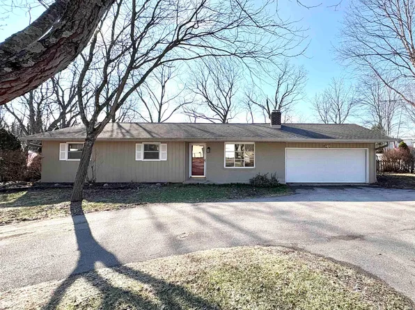 4225 N Brookwood Dr, Bloomington, IN 47404