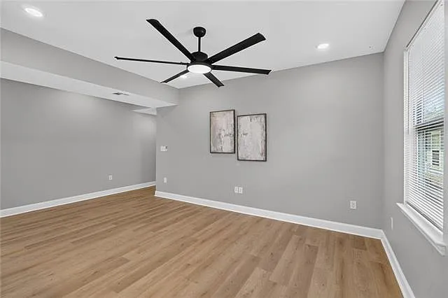 3521 Gibson St — Photo 18