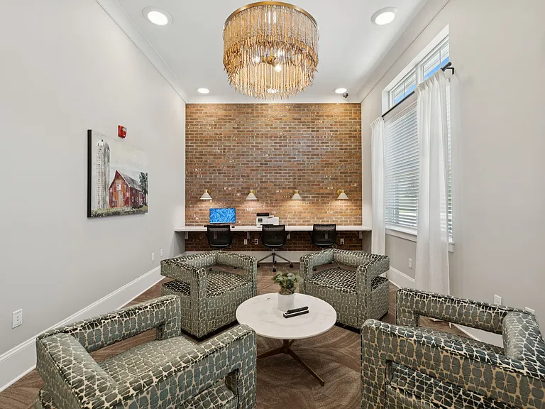 Sanctuary Bluff Apartments — Photo 12