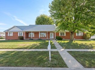 2922 Whitehouse Dr, Kokomo, IN 46902