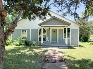 1402 Avenue A, Cisco, TX 76437