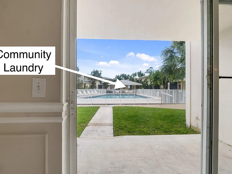 510 Prosperity Farms Rd #4B — Photo 24