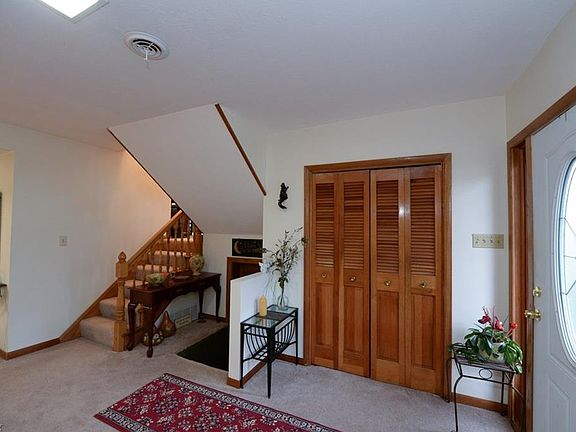 3rd image of 3731 Brookside Dr