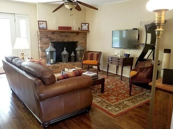 4th image of 6106 Averill Way APT B