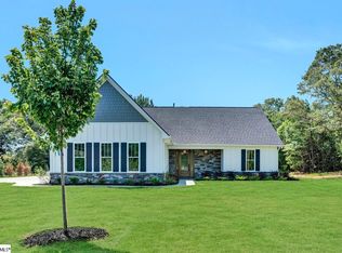 528 Log Shoals Rd, Greenville, SC 29607