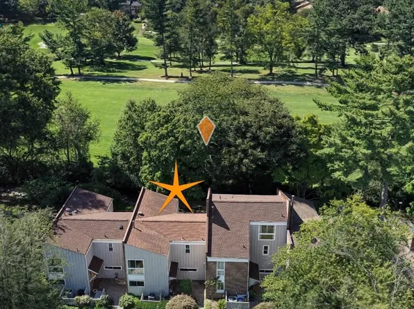 11480 Links Dr, Reston, VA 20190