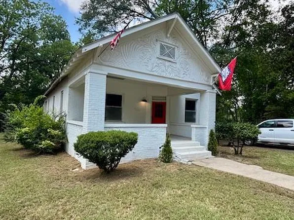 115 S 10th St, West Helena, AR 72390