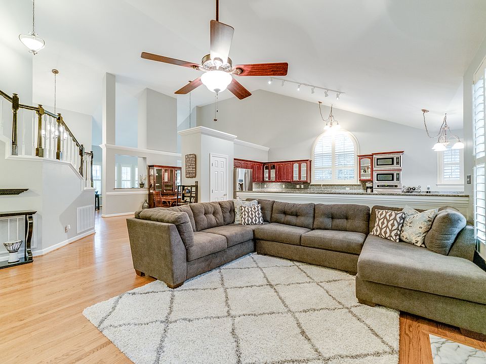 100 Meadowvale Cir Cary NC Zillow