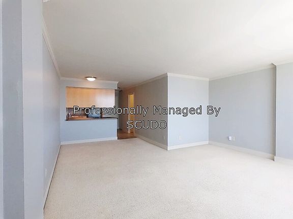 3rd image of 600 E 8th St APT 7L