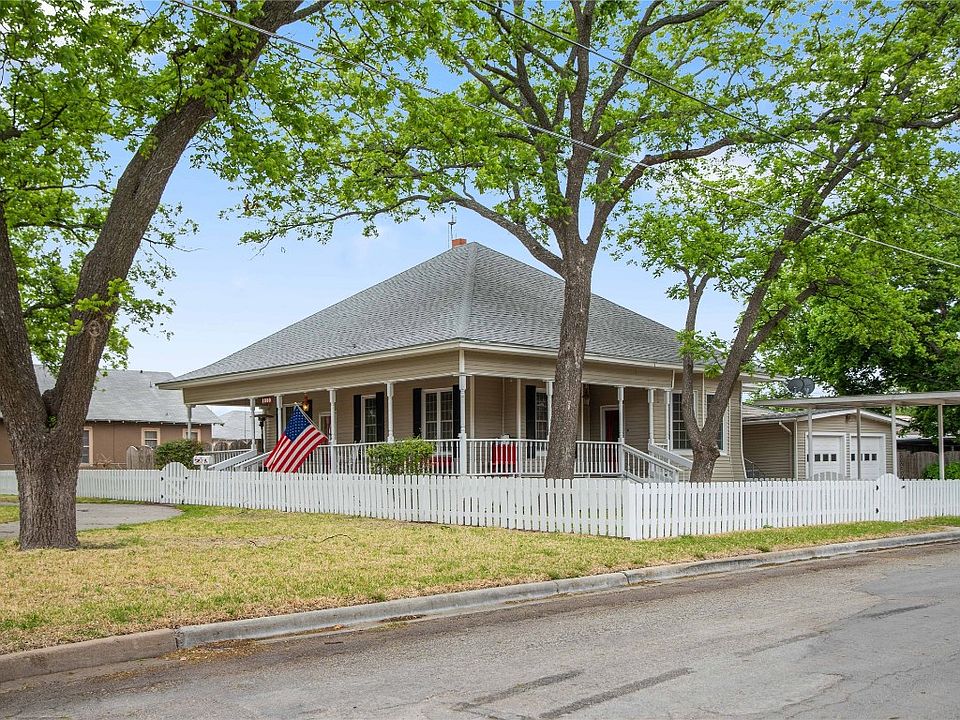 1000 S Blackburn St, Brady, TX 76825 MLS 20313490 Zillow