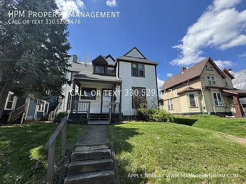 1307 Woodland Ave NW #2 Photo 1