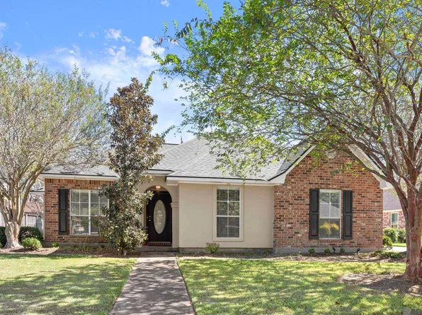 5851 Woodlawn Park Ct, Baton Rouge, LA 70817