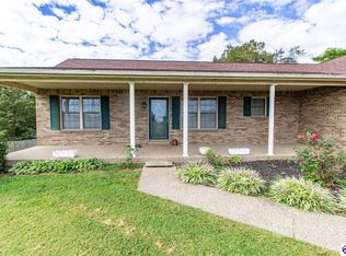 5915 Flaherty Rd, Vine Grove, KY 40175