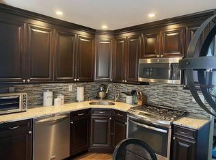 40 Bennett St, Staten Island, NY 10302