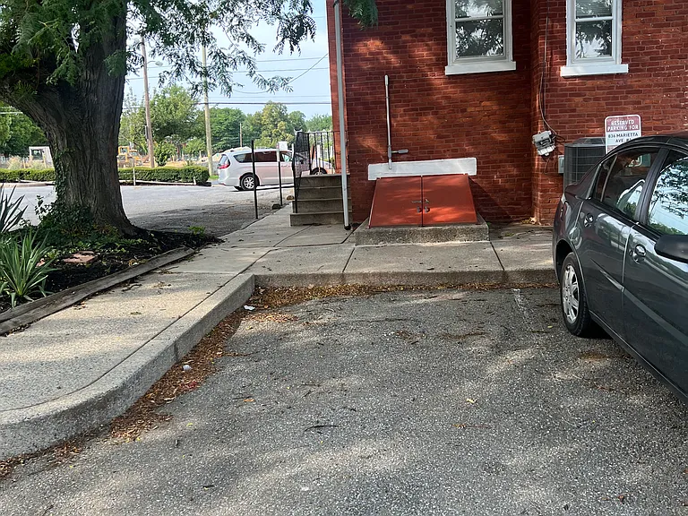836 Marietta Ave #2 — Photo 9