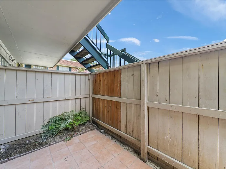 845 Augusta Dr #45 — Photo 16
