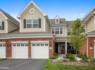 1191 Falcon Ridge Dr #75, Elgin, IL 60124