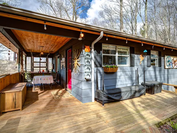 785 Rainbow Mountain Rd, Boone, NC 28607