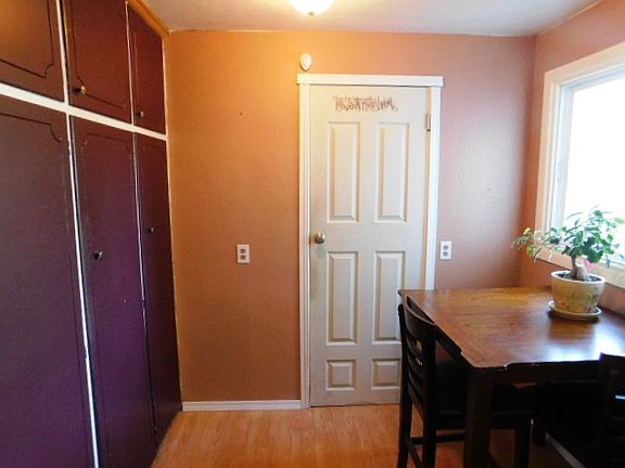 5th image of 5005 Rainier Ave SE