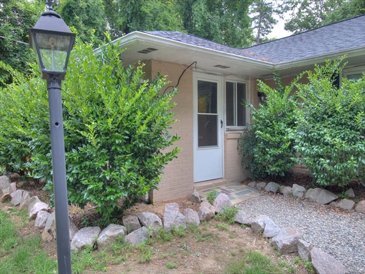 113 Purefoy Road — Photo 2