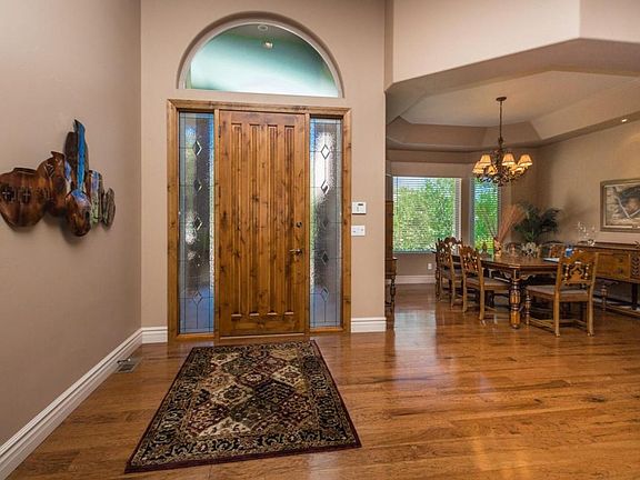 3rd image of 1483 Creekview