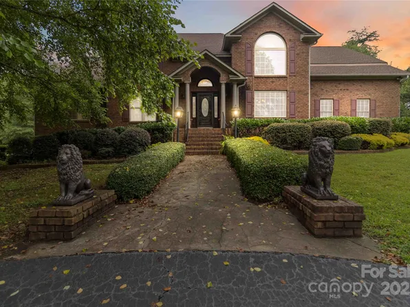 865 Saint Paul Church Rd, Clover, SC 29710