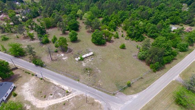 2nd image of 700 Bennock Mill Rd