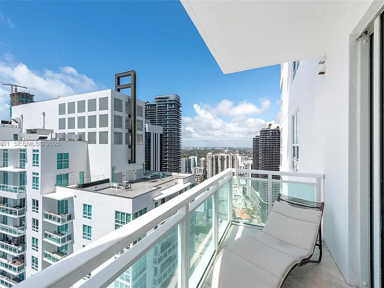 950 Brickell Bay Dr #4403 — Photo 3