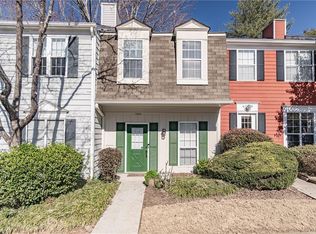 1304 Wedgewood Ct, Sandy Springs, GA 30350