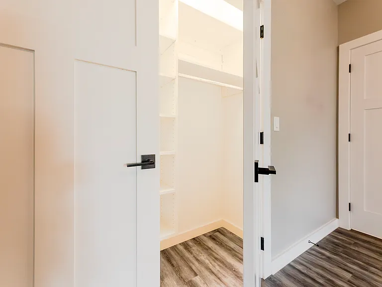 22595 Bayview Ln — Photo 13