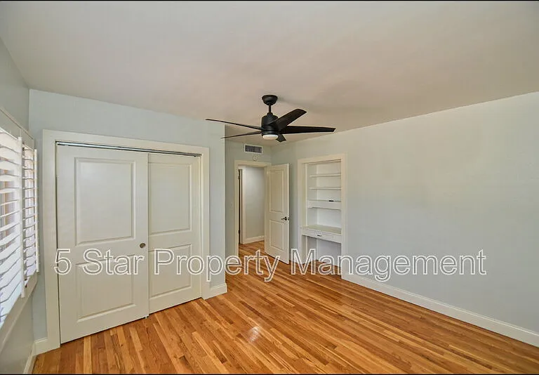 3030 Aurora Ave — Photo 39