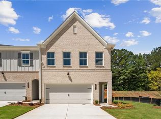 658 Sunstone Ln, Lawrenceville, GA 30043